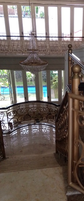 RUMAH MEGAH DENGAN PRIVATE POOL DI  PONDOK INDAH #ANN