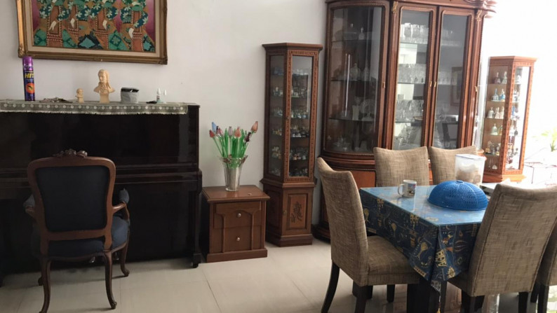 Rumah Siap Huni, Hunian Nyaman dan Asri @Emerald Garden, Bintaro