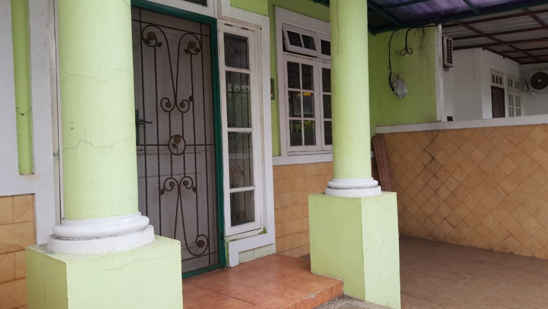 Rumah Siap Huni, Minimalis, dan Dalam Cluster @Taman Crista, Bintaro