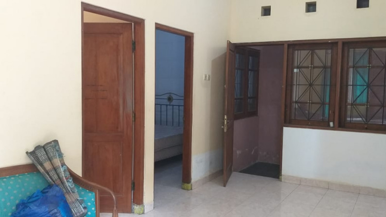 RUMAH TINGGAL DALAM PERUM, DI JL ANGGAJAYA 2 DEKAT TERMINAL CONDONGCATUR