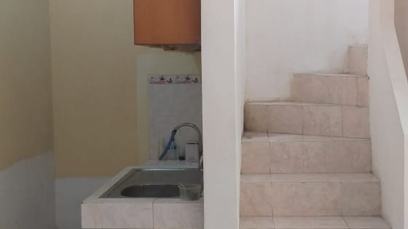 RUMAH TINGGAL DALAM PERUM, DI JL ANGGAJAYA 2 DEKAT TERMINAL CONDONGCATUR