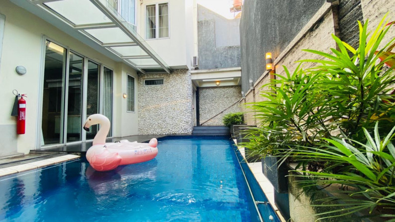 RUMAH MINIMALIS DI LOKASI PRESTISIUS - SMART HOME FACILITIES DI PONDOK INDAH 14,9M #ANN