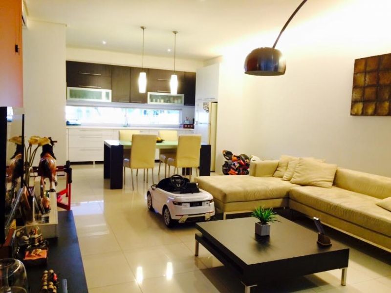 RUMAH CANTIK DAN NYAMAN FULL FURNISHED DI PONDOK INDAH #ANN