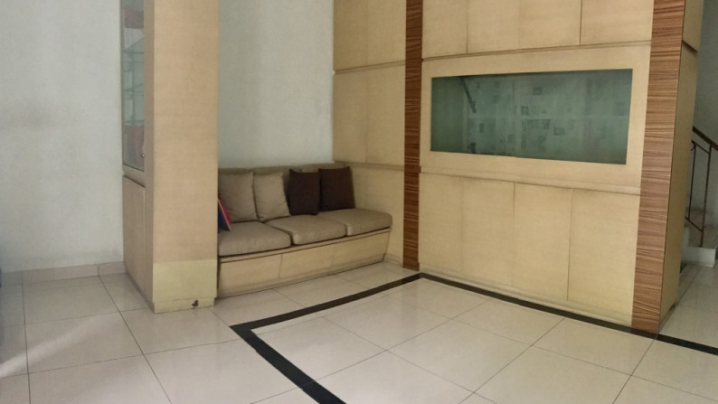 RUMAH MINIMALIS DALAM CLUSTER SENAYAN RESIDENCE PATAL SENAYAN JAKARTA SELATAN #ANN