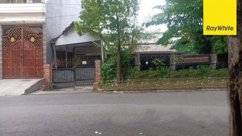 Dijual Rumah Hitung Tanah Turun Harga di Jalan Johor, Perak, Surabaya