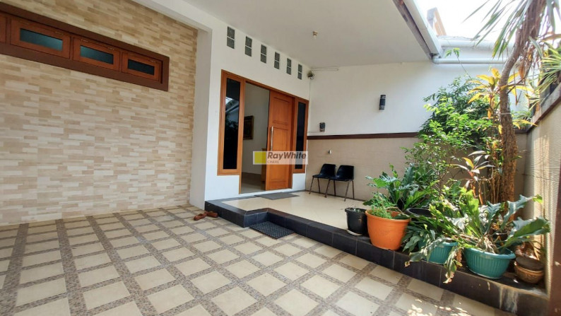 Rumah Siap Huni Design Modern Style Dengan Konsep Split Level di Mampang