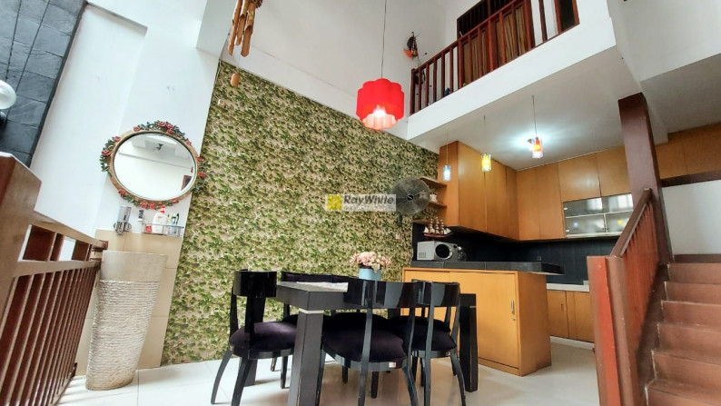 Rumah Siap Huni Design Modern Style Dengan Konsep Split Level di Mampang