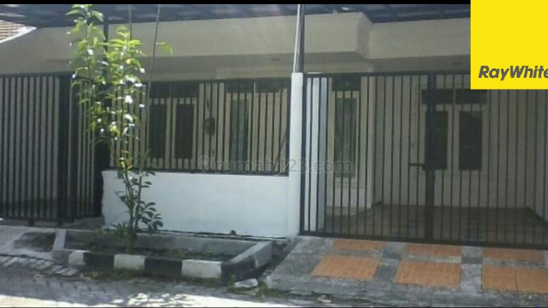 Disewakan Rumah di Sutorejo Selatan, Surabaya