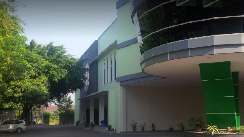 Gudang / Pabrik 2 lantai Dijual di Kawasan Berbek Industri