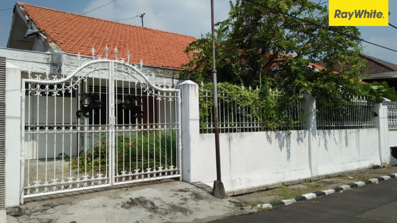 Dijual Rumah di Darmo Permai Timur, Surabaya