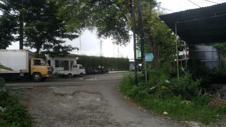 GUDANG DAN KANTOR DI JL SADEWA MLATI, SLEMAN