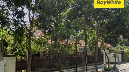 Disewakan Rumah Pusat Kota Strategis di Jl Walikota Mustajab, Surabaya