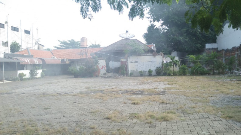 Disewakan Tempat Usaha Di Jl. Utan Kayu Raya, Jakarta Timur