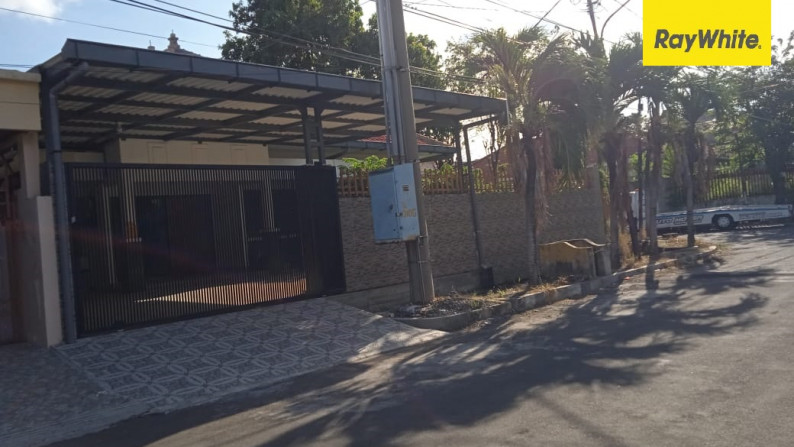 Disewakan Rumah Hook di Jl Kupang Indah, Surabaya