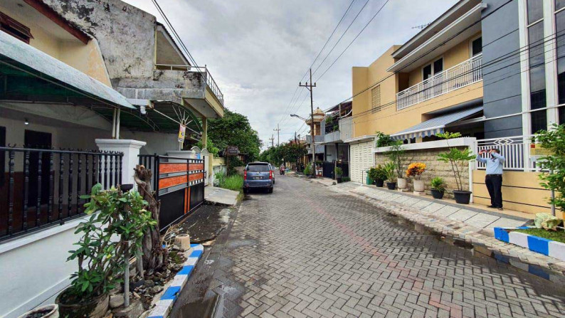 Rumah di Pandugo Baru, Bagus + Terawat, Row Jalan Lebar + Paving, Cocok untuk Usaha, Rumah Tinggal / Kantor, Siap Huni - HK -