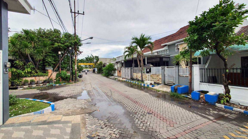 Rumah di Pandugo Baru, Bagus + Terawat, Row Jalan Lebar + Paving, Cocok untuk Usaha, Rumah Tinggal / Kantor, Siap Huni - HK -