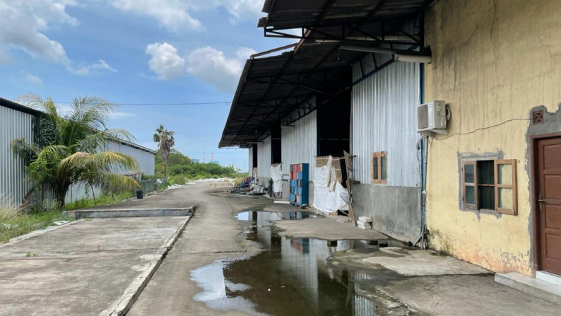 GUDANG JL. INSINYUR SUTAMI KARANG ANYAR TANGERANG LUAS 5 Ha