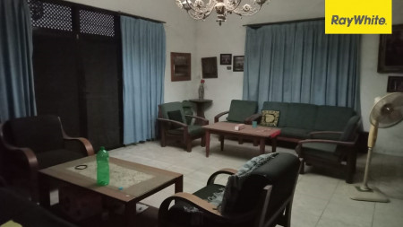 Disewakan Rumah di Nol Jalan Raya Ketintang Madya, Surabaya