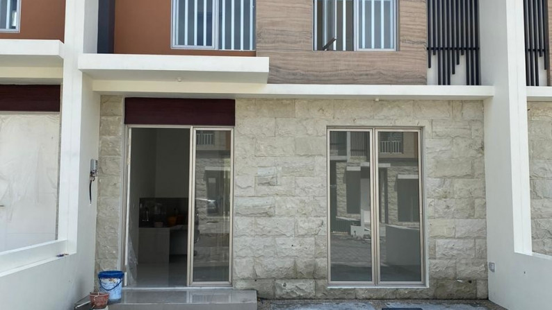 Dijual Rumah Baru di Greenland Residence, Cluster Garbera, Gresik