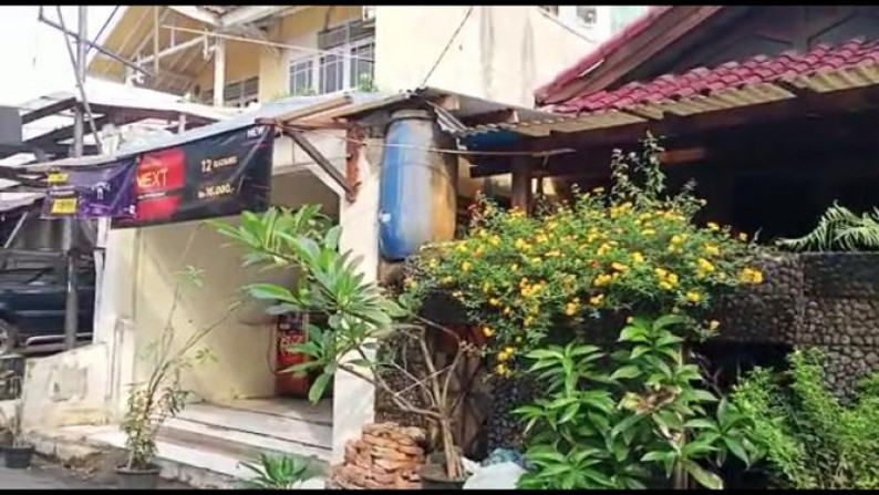 Rumah Hitung Tanah dekat Apartement Belleza