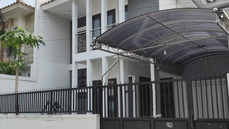 Dijual Rumah 2 lantai di Jalan Pucang Asri, Surabaya