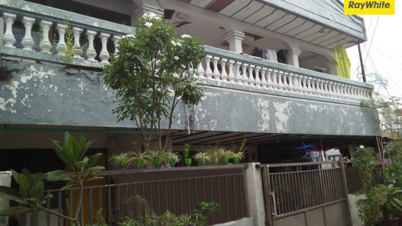 Dijual Rumah 2 lantai di Jalan Jepara, Surabaya Utara