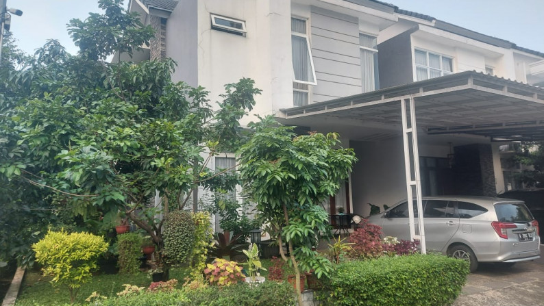 Bintaro, Pondok Ranji, rumah view danau di Lakewood residence