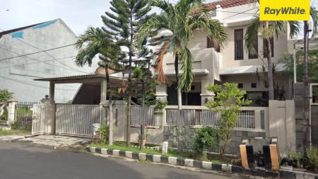 Dijual Rumah Bagus 1,5 lantai di Penjaringan Asri, Surabaya Timur