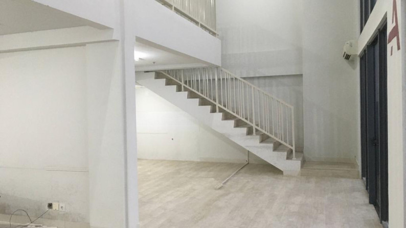 Pancoran, Apartemen Soho, mini office ataupun hunian