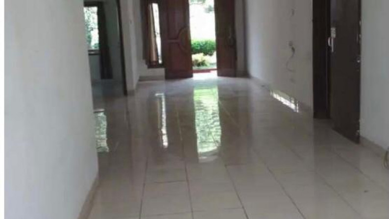 Disewakan Rumah Bagus Di Villa Melati Mas, Jl Flamboyan BSD