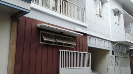 Dijual Rumah 2 lantai di Jalan Ploso Timur, Surabaya