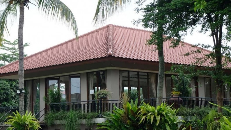 Rumah Ex Resort Di Tanah Baru, Bogor Utara