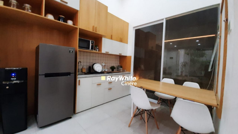 For Sale - Smart Home Siap Huni dengan Design Modern Kekinian di Ciputat