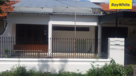 Disewakan Siap Huni Rumah di Tenggilis Timur Dalam, Surabaya