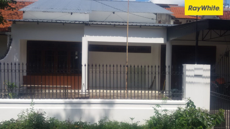 Disewakan Siap Huni Rumah di Tenggilis Timur Dalam, Surabaya