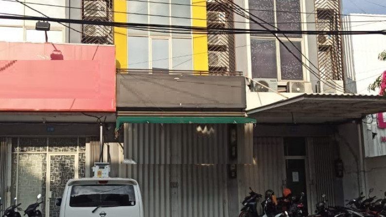 Ruko Dijual di Dharmahusada Utara, Surabaya