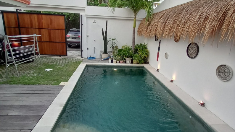 Leasehold 2 Bedrooms + 1 Loft Room Villa with Pool at Pererenan Street