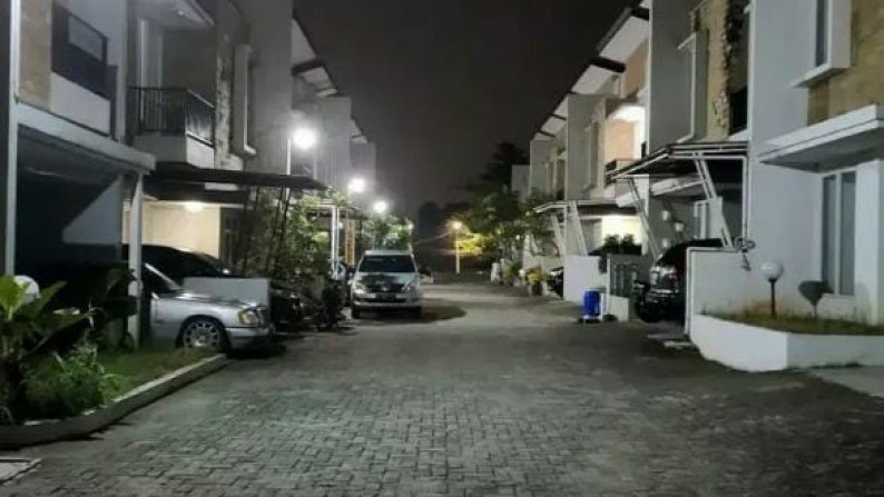 DIJUAL RUMAH TOWNHOUSE CIGANJUR JAGAKARSA