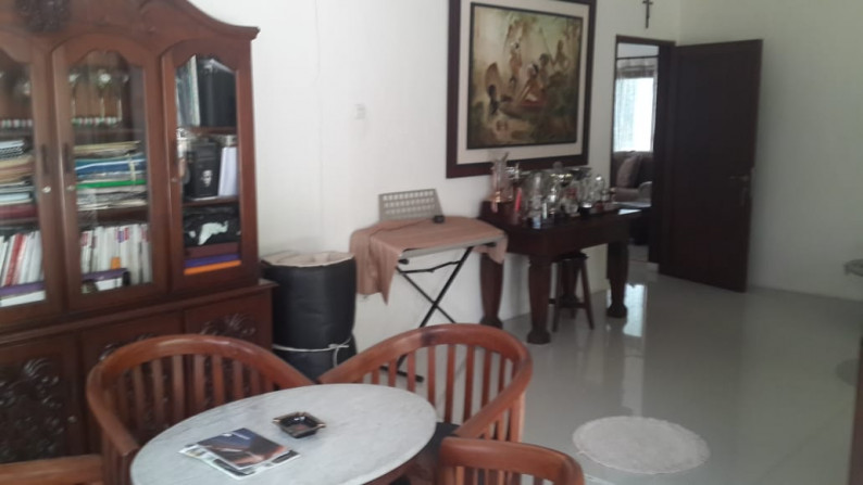 DIJUAL RUMAH JL BUNGA KAMBOJA  JAKARTA SELATAN