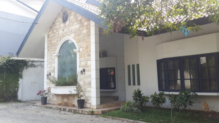 DIJUAL RUMAH JL BUNGA KAMBOJA  JAKARTA SELATAN