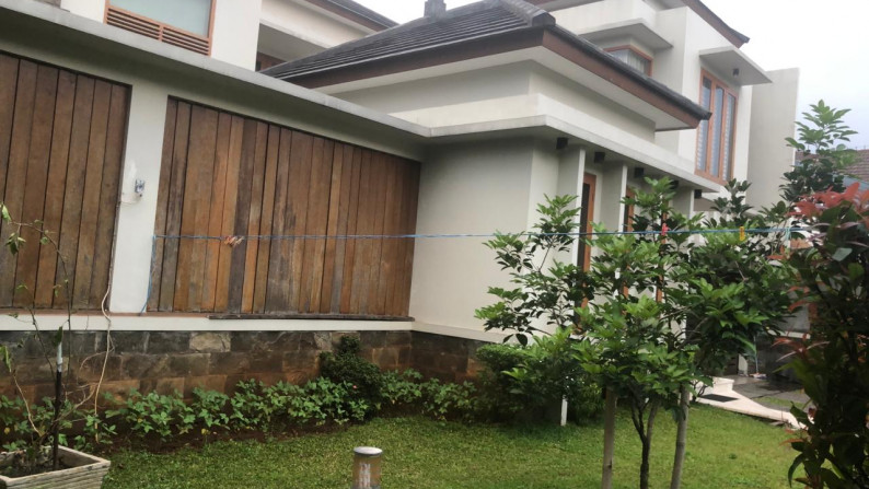 DIJUAL RUMAH Jl H ABU JAKARTA SELATAN