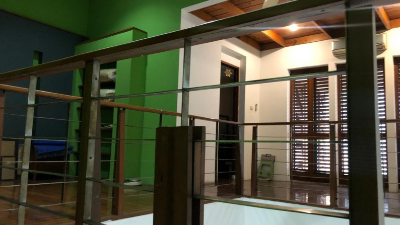 DIJUAL RUMAH KOMPLEK LEBAK LESTARI JAKARTA SELATAN