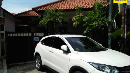 Dijual Full Furnish Rumah Kost Eksklusif di Jalan Lesti Surabaya Pusat