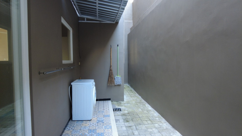 RUMAH MODERN MINIMALIS + FURNITURE SIAP HUNI DI PURWOMARTANI, KALASAN, SLEMAN