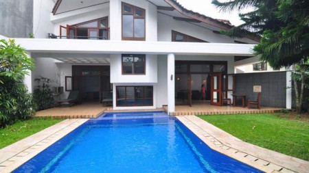 disewa minimal 1 tahun rumah besar di taman giri loka bsd city, hanya 350jt-an, strategis, siap huni