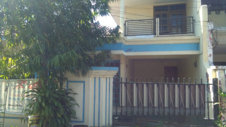 Rumah disewakan Jalan Lesti Surabaya