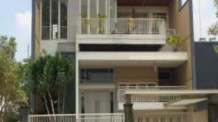 Jual Rumah 3 lantai di Bukit Golf Internasional, Surabaya Barat