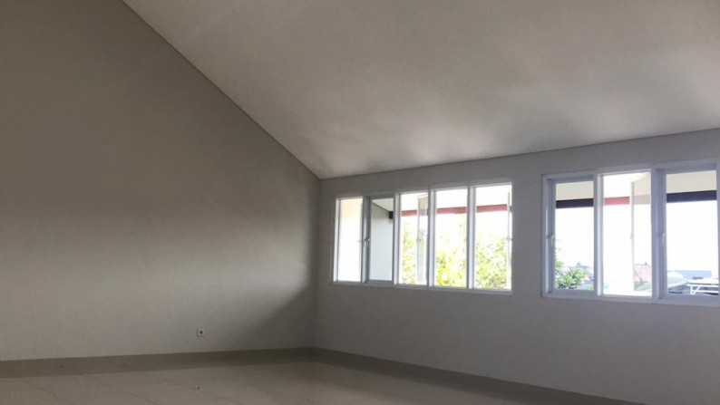 DIJUAL RUMAH  JL KEMUNING JAKARTA SELATN