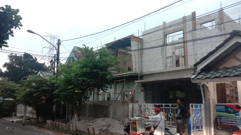 Rumah Proses Bangun (-/+ 5 Bulan Selesai) dan Strategis @Bintaro