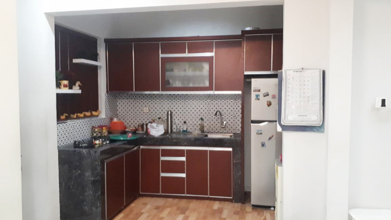 Rumah Bagus Di Cluster Ayna Residence, Graha Raya Bintaro